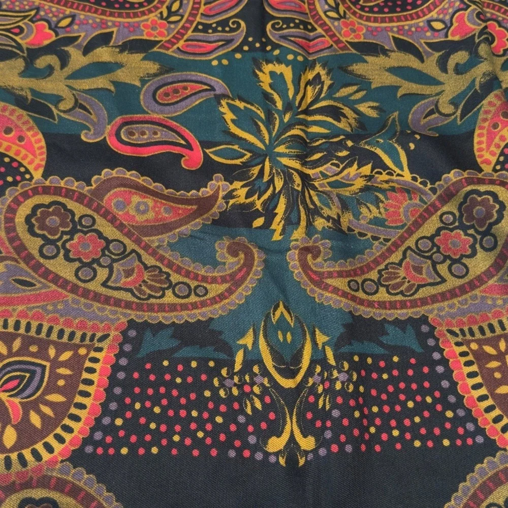 The Unbranded Brand intricate paisley
